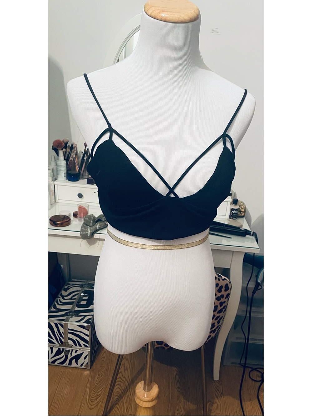 Lulu's Black Bralette Top with Double Strap Detail Size Medium